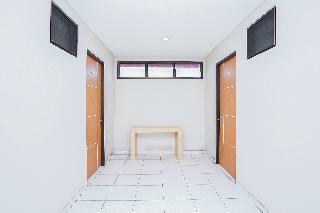 Hotel Oyo 748 R-15