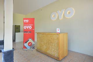 Hotel Oyo 810 Idola Residence