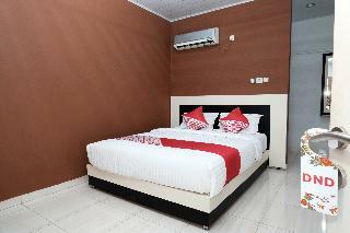 Hotel Oyo 811 Mars Kost Syariah