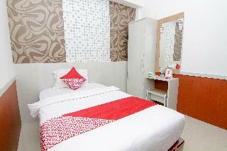 Oyo 861 R Four Hotel
