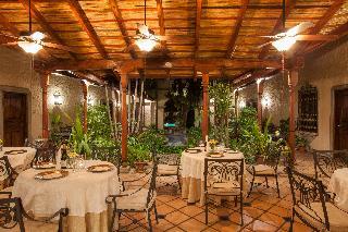 Hotel Los Robles