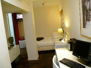 Gay Amistad Hotel