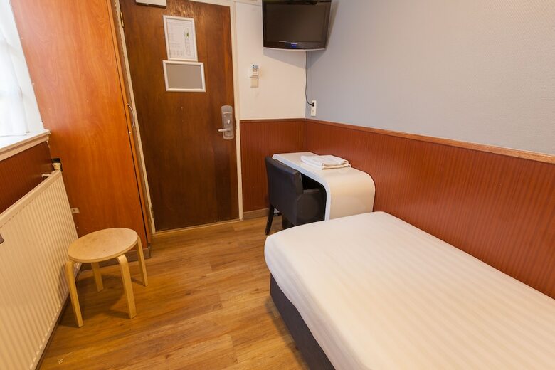 Hotel Travel