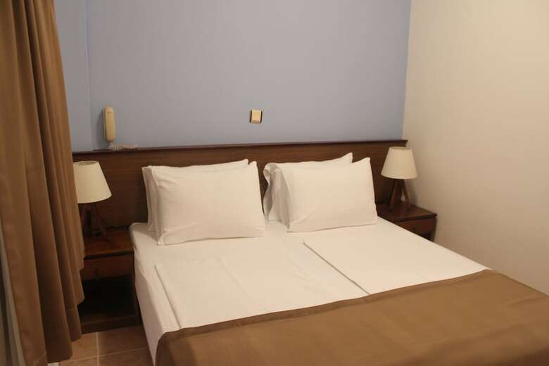 Hotel Oya & Suites