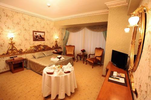 Hotel Ottoman Palace