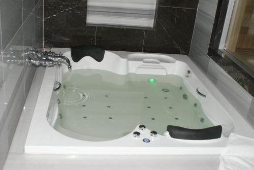 Green Thermal Hotel