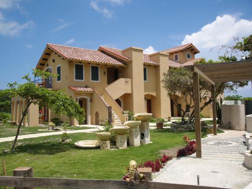 Hostal Kenting Tuscany Resort
