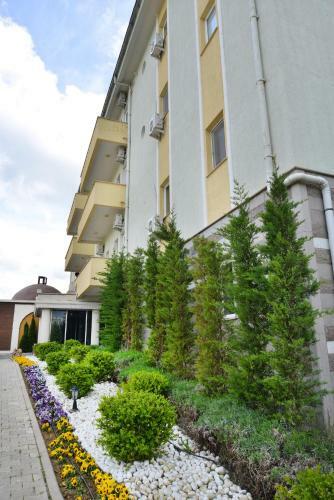Doc's Wellness & Spa Hotel