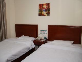 Greentree Inn Management Committee Express Hotel