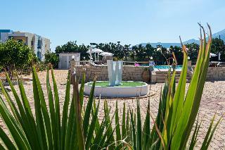 Hotel W Suites "by Checkin"