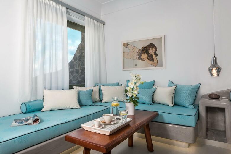 Hotel Elements Of Caldera Suites