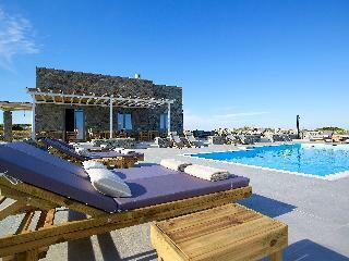 Hotel Lithos Luxury Rooms