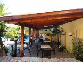Hotel Pergamos Village