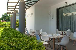 Calma Beach Hotel