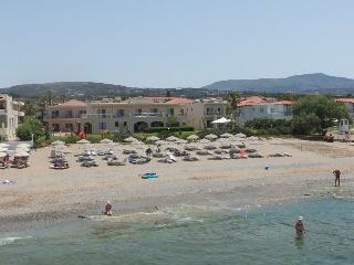 Maravel Star Art Hotel