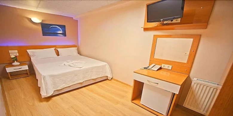 Bed & Breakfast Avcilar Dedem Hotel