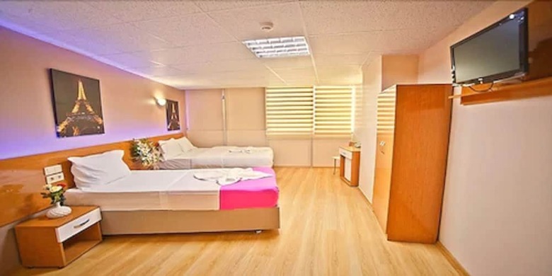 Bed & Breakfast Avcilar Dedem Hotel