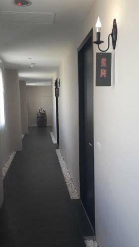 Posada Jing Guan Hotel