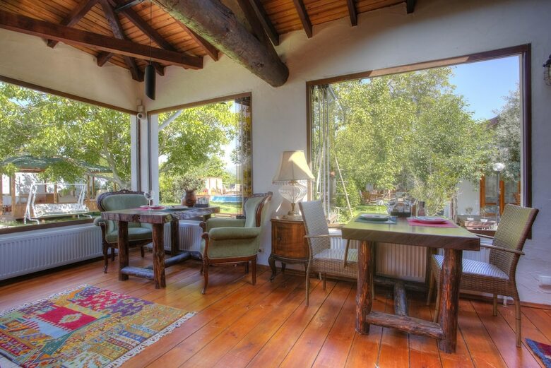 Hostal Ephesus Lodge