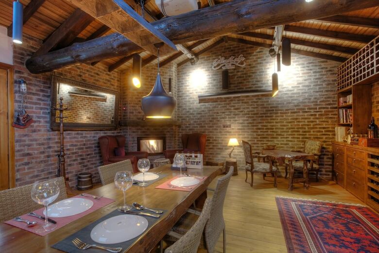 Hostal Ephesus Lodge