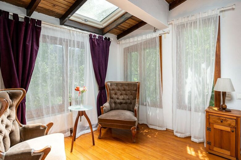 Hostal Ephesus Lodge