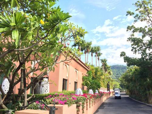 Amanda Hotel