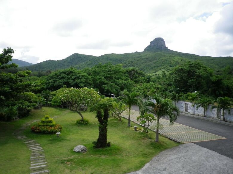 Mamalulu Hostel