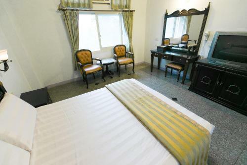 Jing Ai Hotel