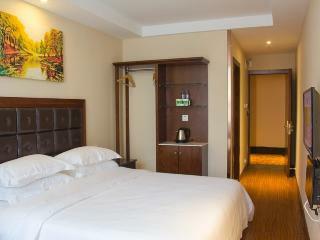 Greentree Inn Chongqing Xinming Street Express Hot