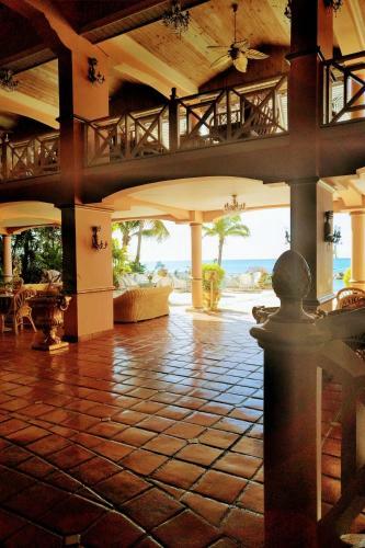 Hotel Coco Reef Resort & Spa