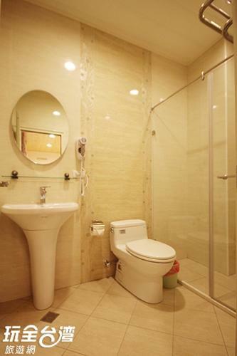 Sun Moon Lake Crystal B&B