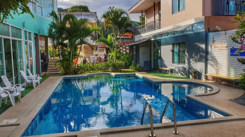 Hotel Saranya Riverhouse