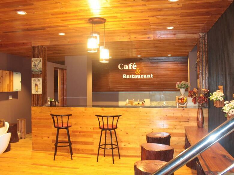 Hotel Saranya Riverhouse