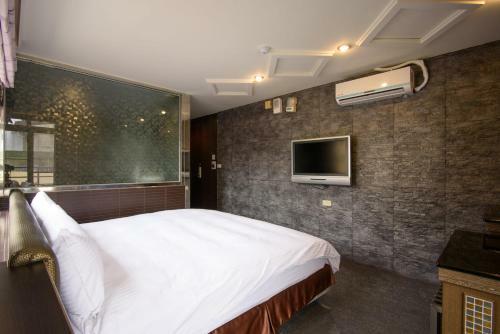 Harbor Resort Hotel