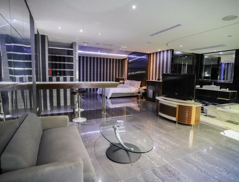 Ohya Boutique Motel - Changhua Branch