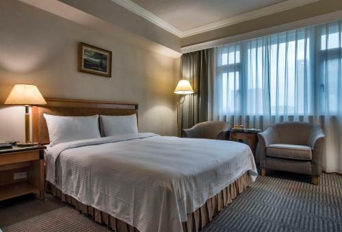 The Carlton Hotel - Chung Hwa