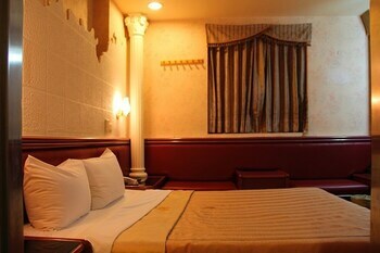 Persimmon Hotel