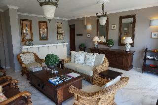 Villa Faros Residence