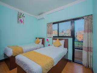 Hotel Golden Three