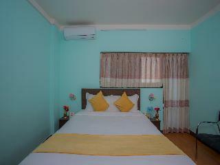 Hotel Golden Three