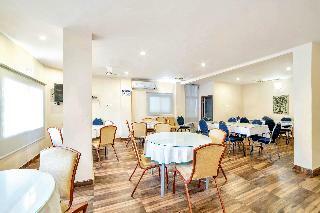Oyo 674 Hotel Manar Luxury Suites