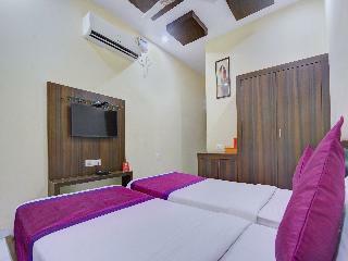Hotel Oyo 7627 Royal Plaza