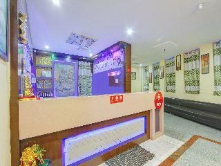 Hotel Oyo 7627 Royal Plaza