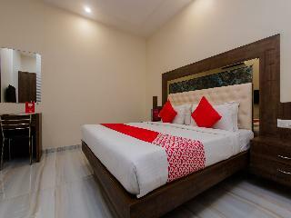 Hotel Oyo 9327 Royce Executive
