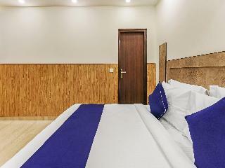 Hotel Silverkey Executive Stays 19389 Divine Inn