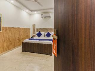 Hotel Silverkey Executive Stays 19389 Divine Inn