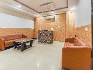 Hotel Silverkey Executive Stays 19389 Divine Inn