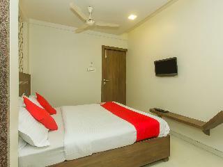 Oyo 18748 Hotel Metro Palace