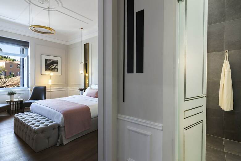 Apartamentos A77 Suites By Andronis