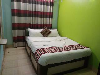 Sirahali Khusbu Hotel &lodge